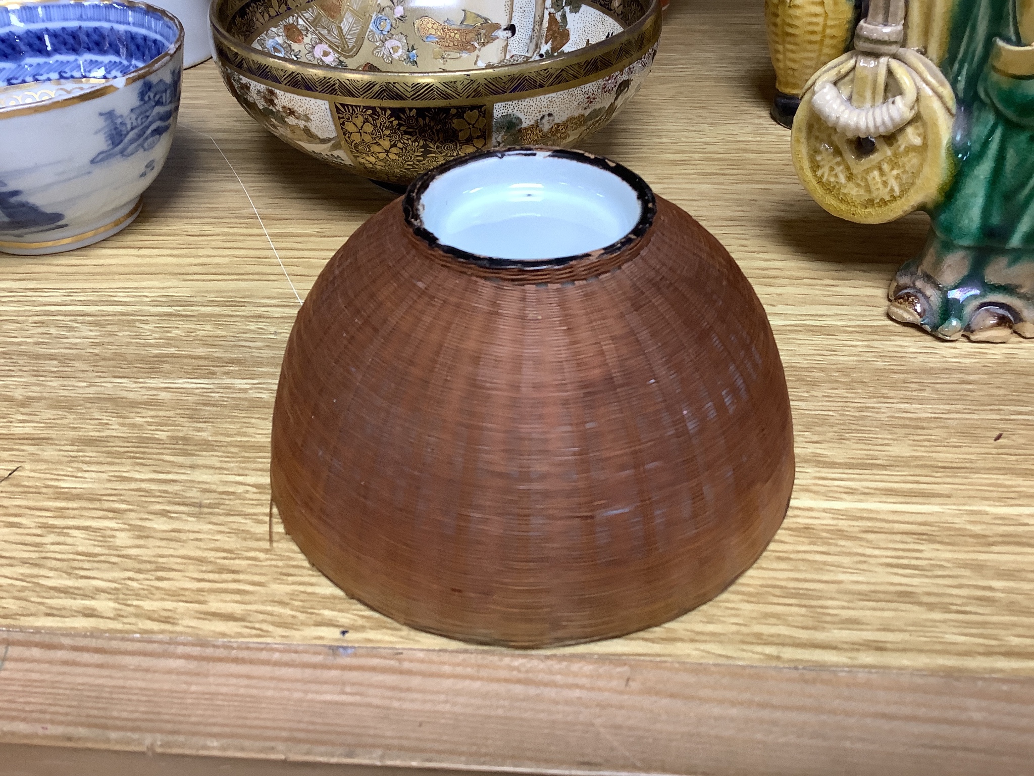 A quantity of mixed Chinese and Japanese ceramics, 19th century and later